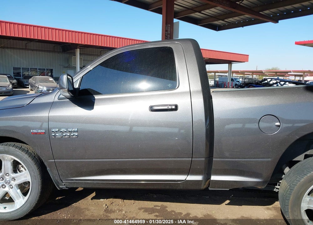 2017 RAM 1500 VIN: 3C6JR6CT5HG582193