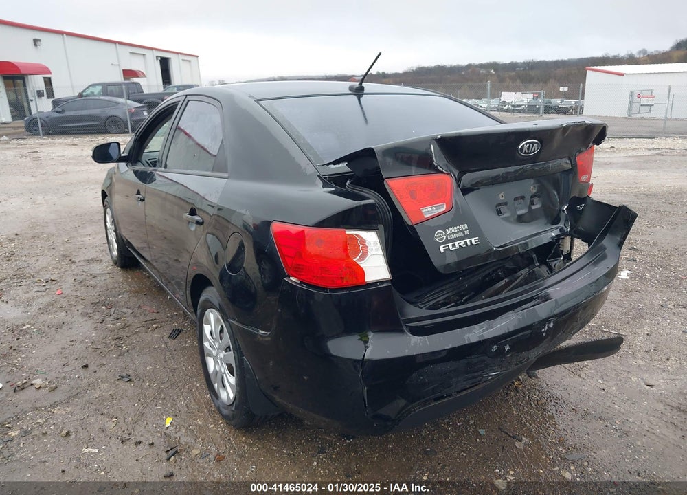 2010 KIA FORTE VIN: KNAFU4A23A5058787