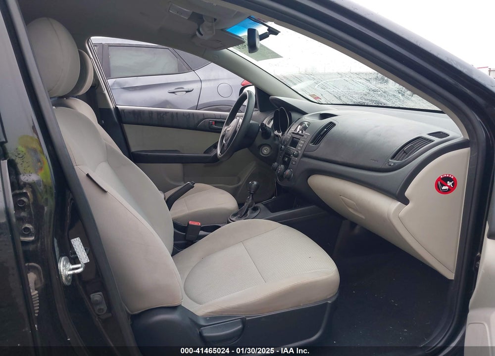 2010 KIA FORTE VIN: KNAFU4A23A5058787