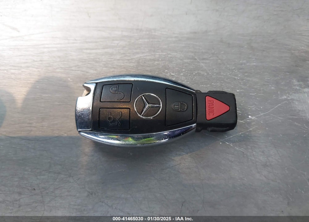 2015 MERCEDES-BENZ GLA 250 VIN: WDCTG4GB4FJ037668