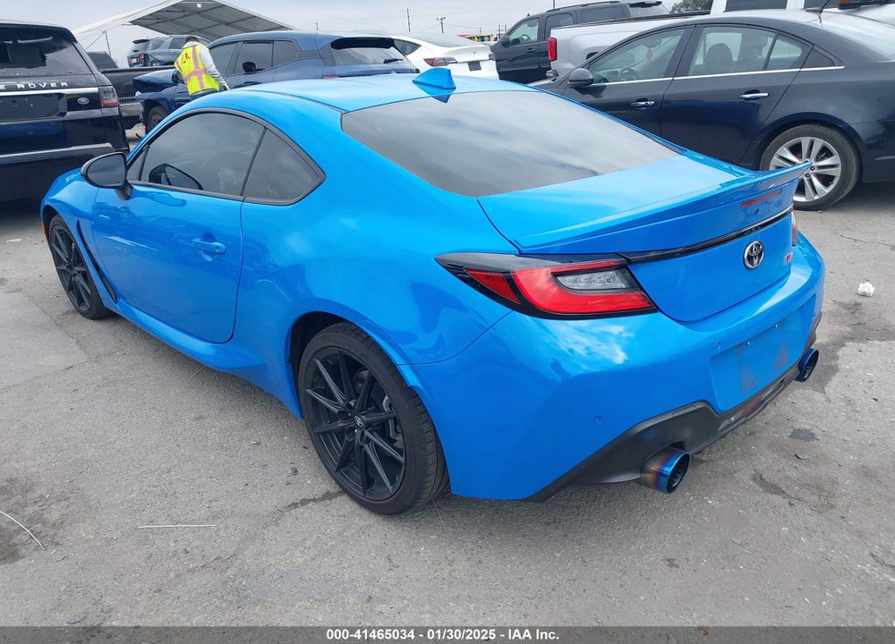 2024 TOYOTA GR86 VIN: JF1ZNBE15R8754229