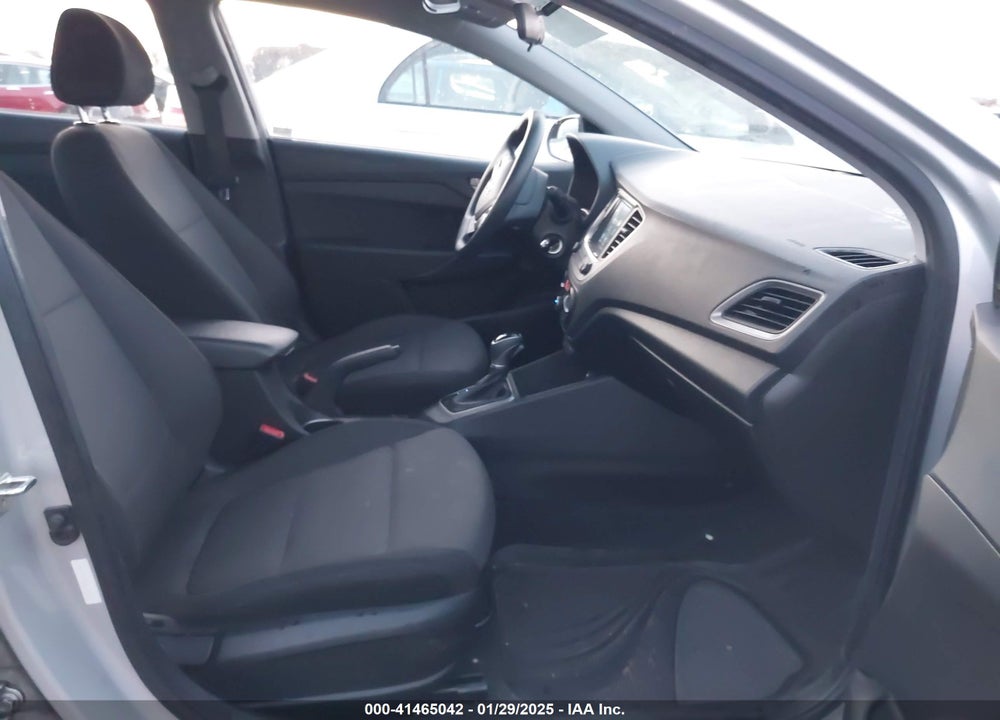2019 HYUNDAI ACCENT VIN: 3KPC24A37KE069625