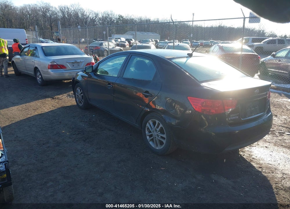 2012 KIA FORTE VIN: KNAFU4A21C5611181