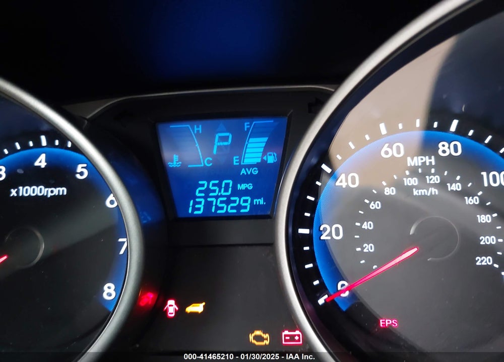 2011 HYUNDAI TUCSON GLS VIN: KM8JUCAC4BU172218