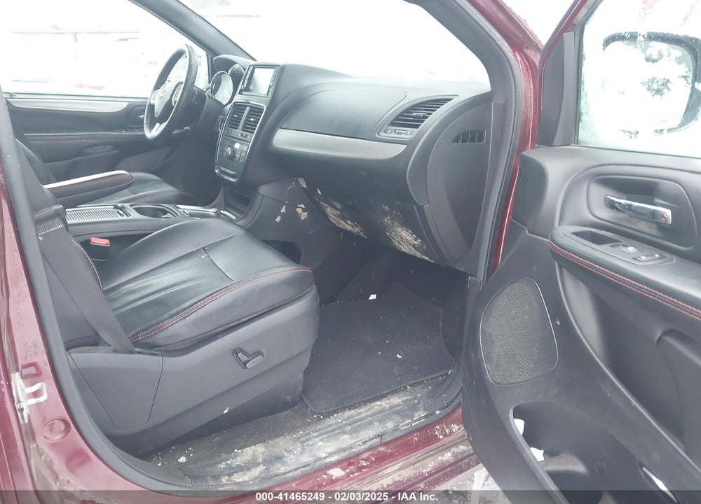 2018 DODGE GRAND CARAVAN VIN: 2C4RDGEG5JR248715