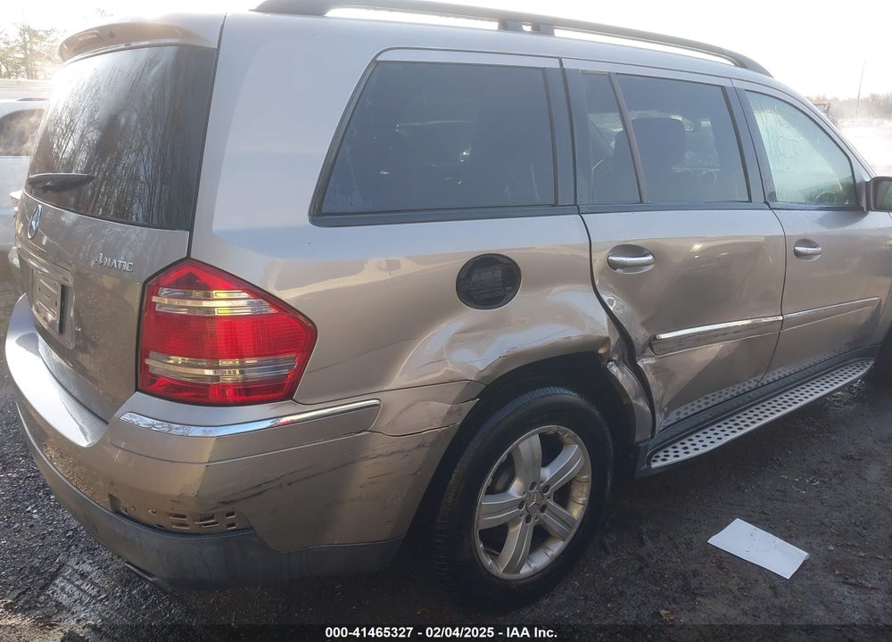 2007 MERCEDES-BENZ GL 450 VIN: 4JGBF71E27A225675