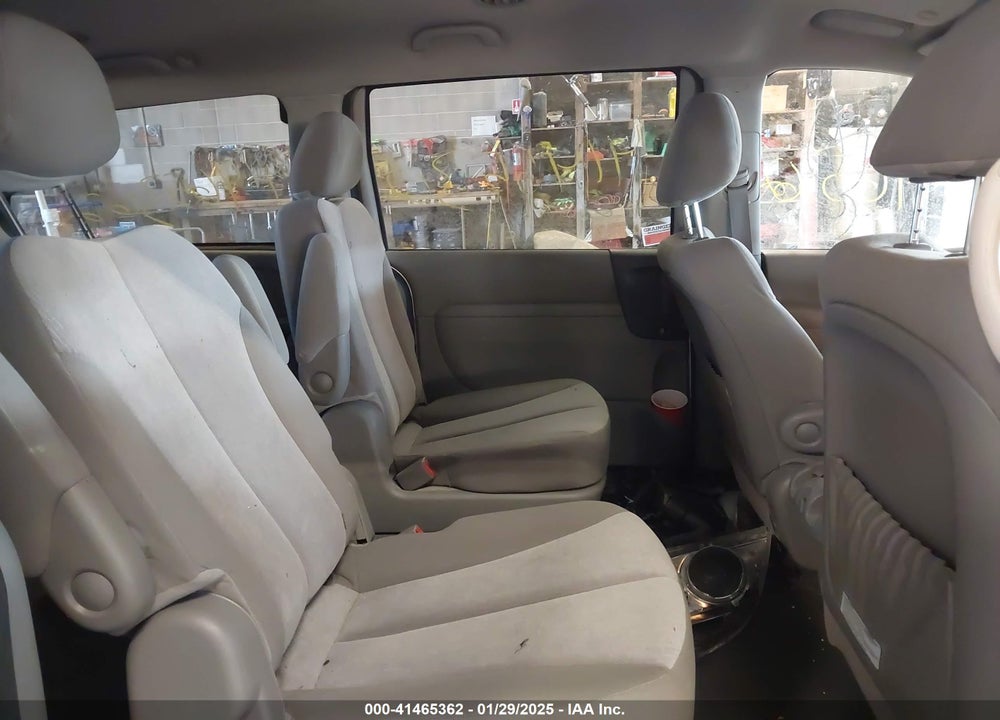 2012 KIA SEDONA LX VIN: KNDMG4C71C6507603