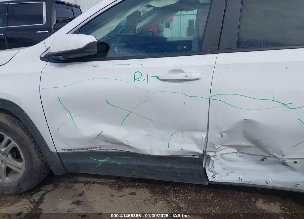 2024 GMC TERRAIN FWD SLE VIN: 3GKALMEG8RL360582