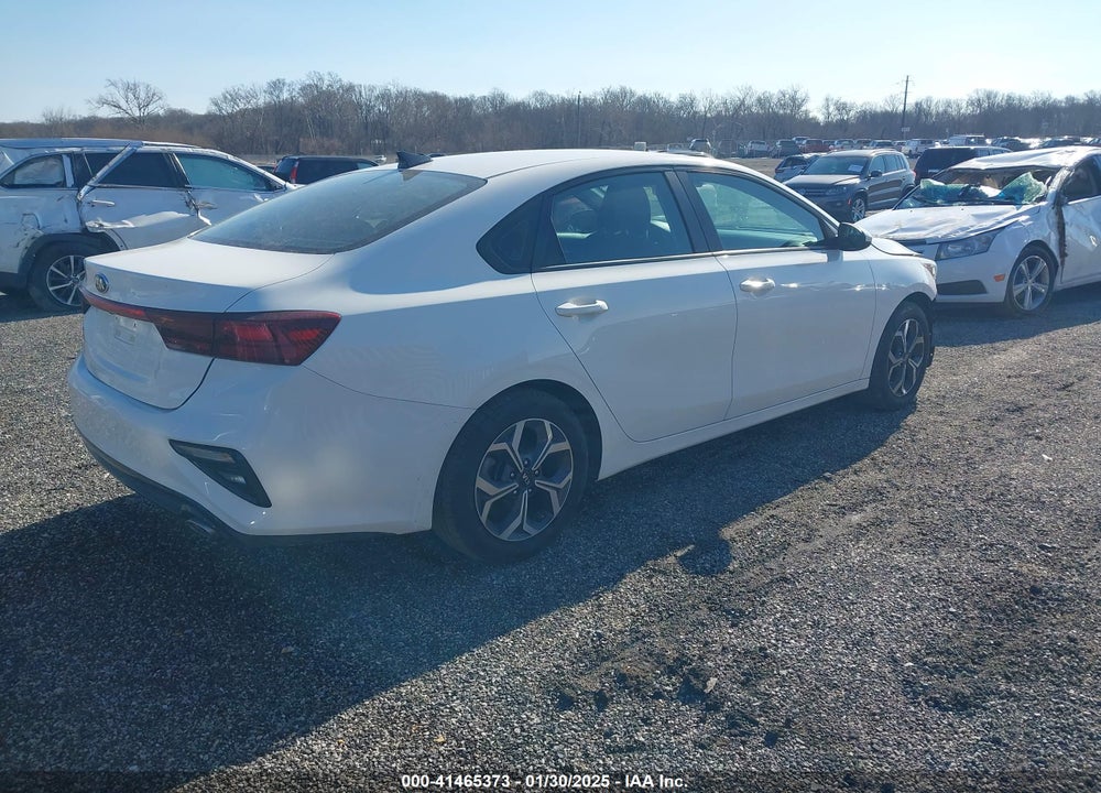 2019 KIA FORTE VIN: 3KPF24AD9KE095228