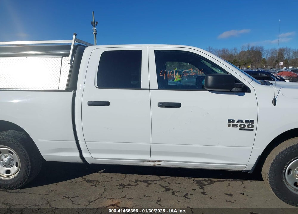 2019 RAM 1500 CLASSIC VIN: 1C6RR7FG5KS597588