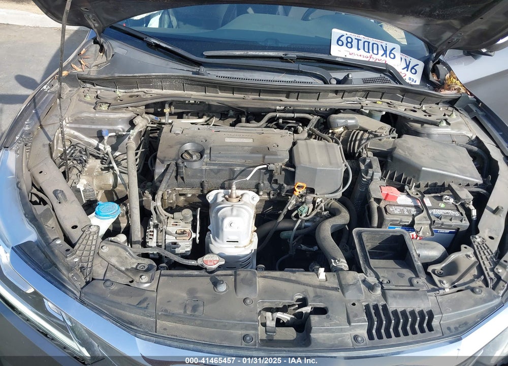 2017 HONDA ACCORD SEDAN VIN: 1HGCR2F58HA155209