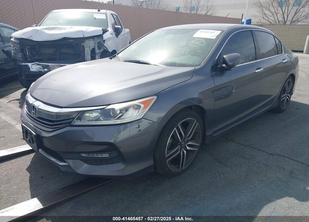 2017 HONDA ACCORD SEDAN VIN: 1HGCR2F58HA155209