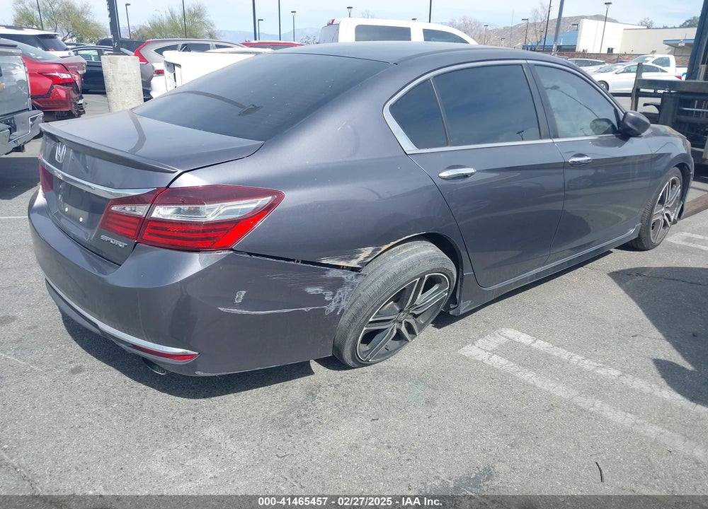 2017 HONDA ACCORD SEDAN VIN: 1HGCR2F58HA155209
