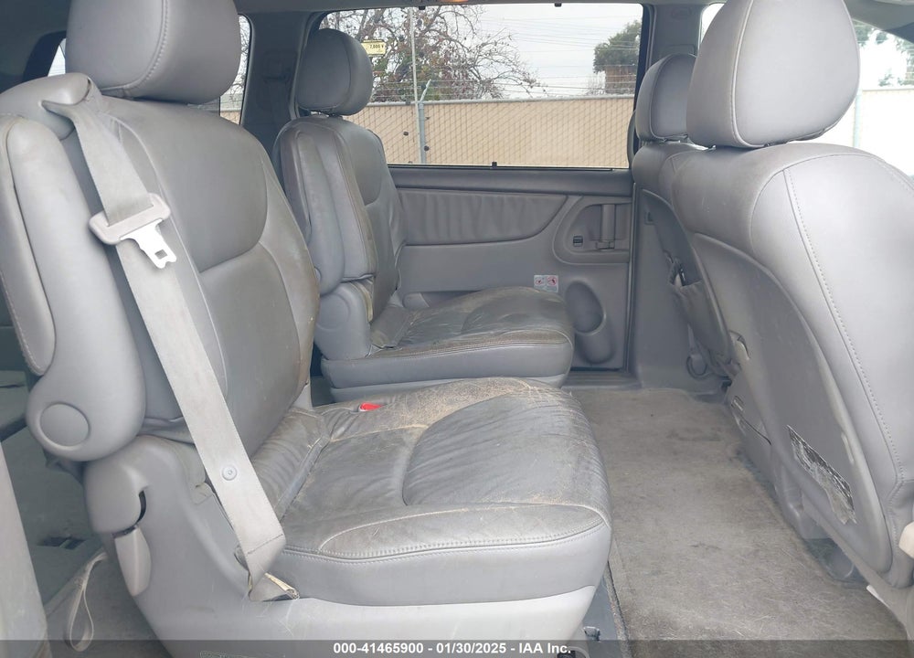 2004 TOYOTA SIENNA XLE VIN: 5TDZA22C54S160837