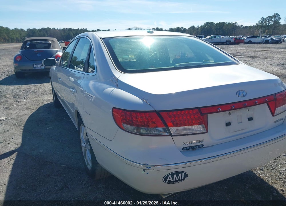2008 HYUNDAI AZERA LIMITED VIN: KMHFC46F48A264022