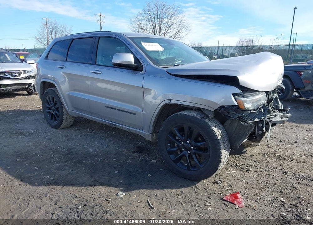 2017 JEEP GRAND CHEROKEE ALTITUDE 4X4 VIN: 1C4RJFAG2HC909984