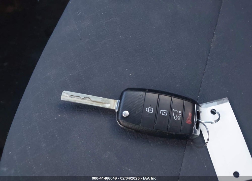 2019 KIA SORENTO 3.3L LX VIN: 5XYPGDA55KG487527