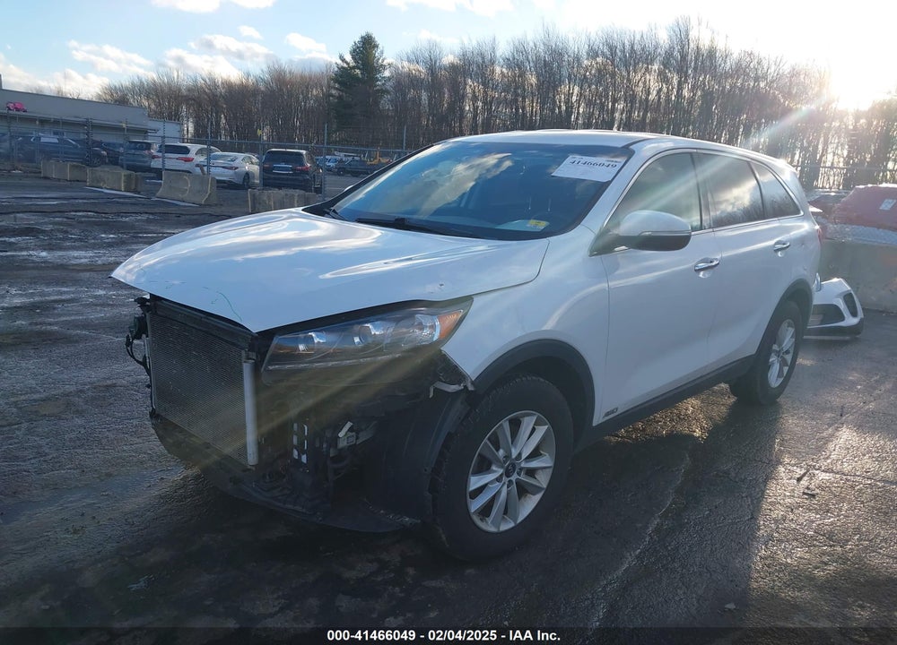 2019 KIA SORENTO 3.3L LX VIN: 5XYPGDA55KG487527