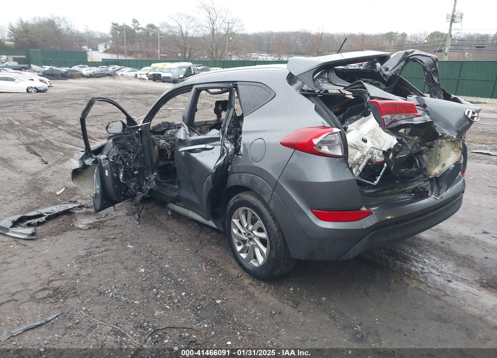 2017 HYUNDAI TUCSON VIN: KM8J3CA41HU434684