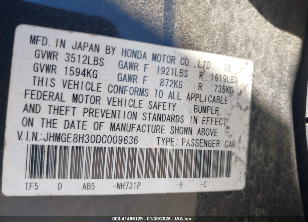2013 HONDA FIT VIN: JHMGE8H30DC009636