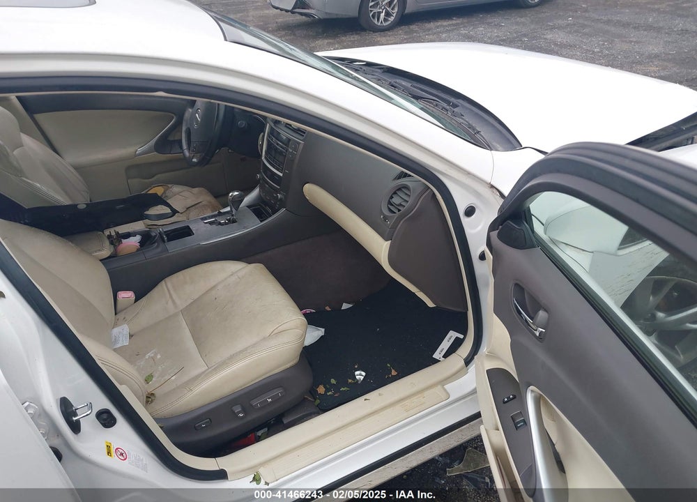 2010 LEXUS IS 250 VIN: JTHBF5C20A5120725