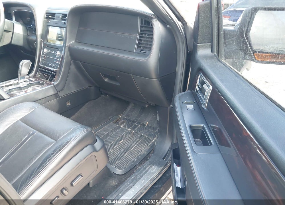 2017 LINCOLN NAVIGATOR L RESERVE VIN: 5LMJJ3LT6HEL11156