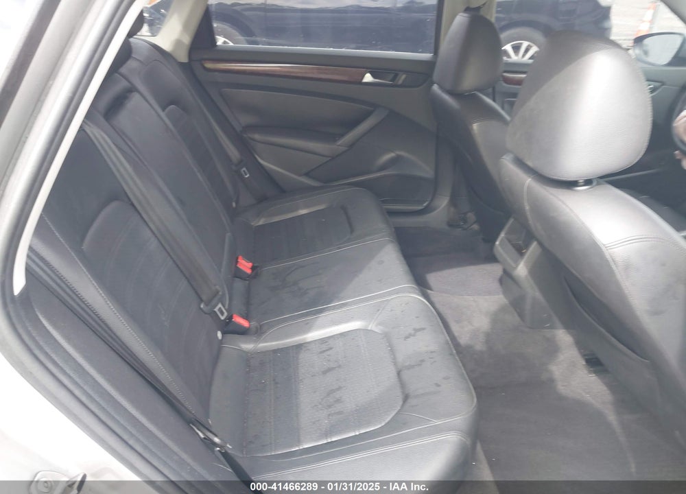 2012 VOLKSWAGEN PASSAT 2.5L SEL VIN: 1VWCH7A3XCC033529
