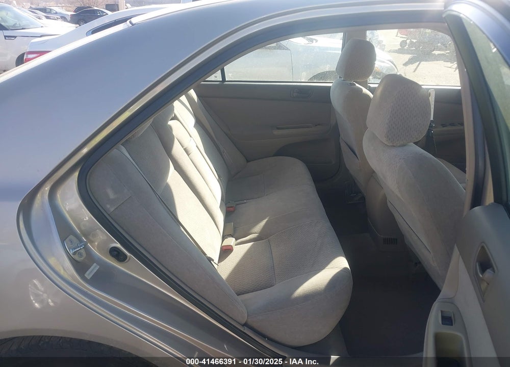 2003 TOYOTA CAMRY LE VIN: 4T1BE32K83U195901