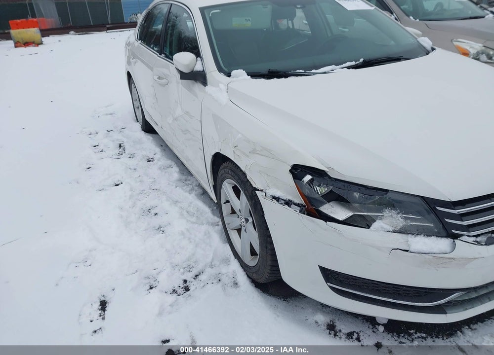 2013 VOLKSWAGEN PASSAT VIN: 1VWBP7A30DC119707