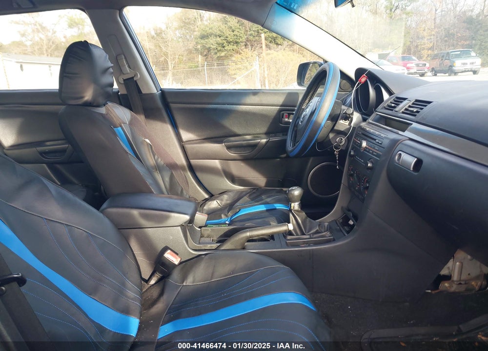 2005 MAZDA 3 S VIN: JM1BK343951285095