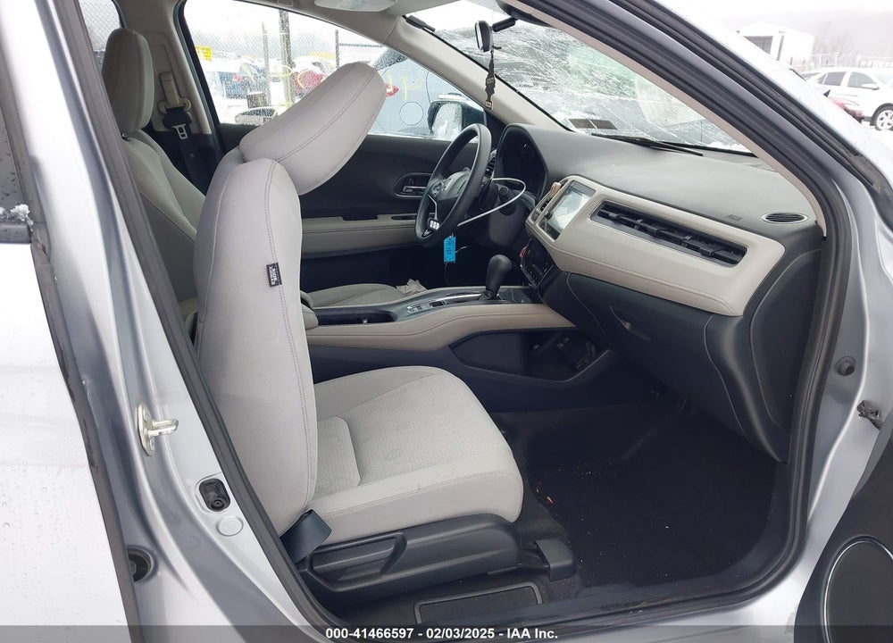 2019 HONDA HR-V EX VIN: 3CZRU6H50KM743024