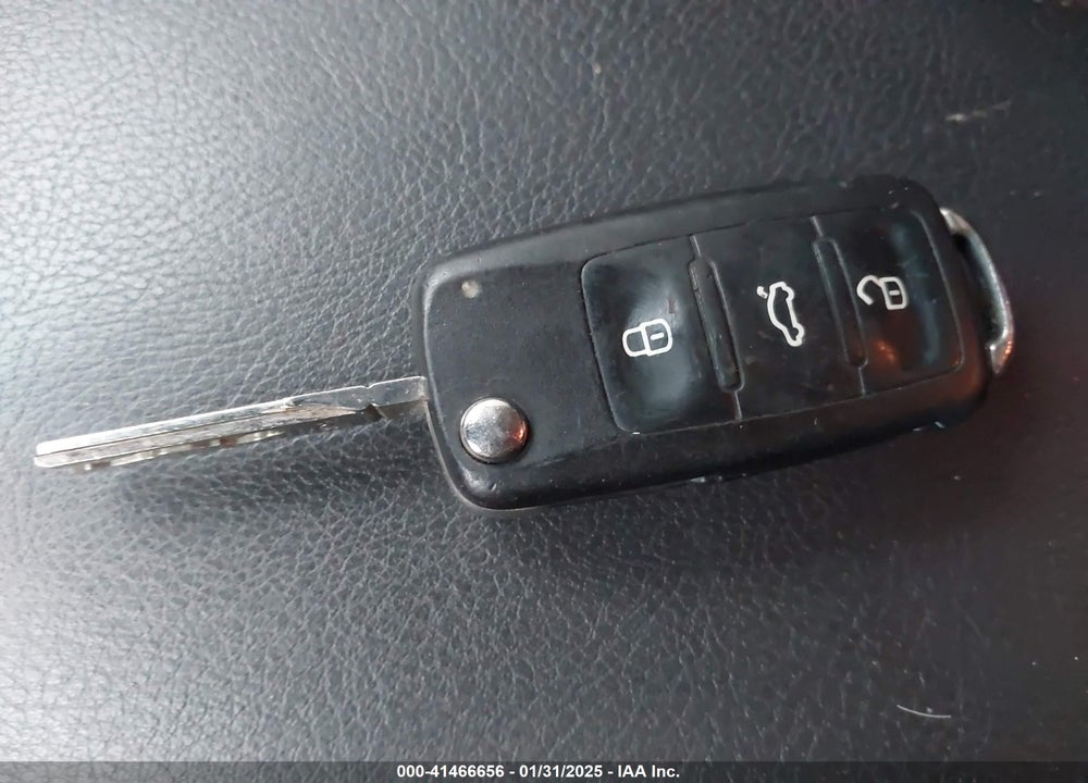 2016 VOLKSWAGEN JETTA VIN: 3VW267AJ3GM344157