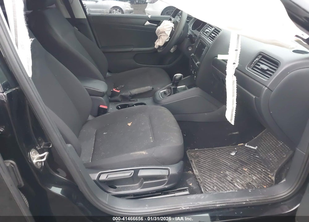 2016 VOLKSWAGEN JETTA VIN: 3VW267AJ3GM344157
