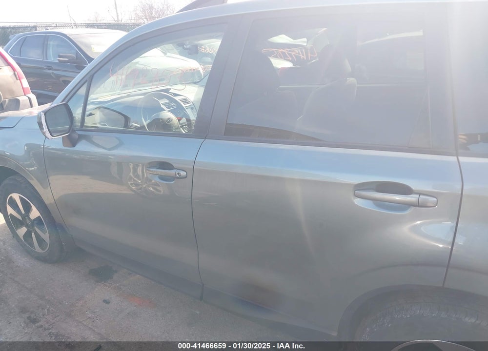 2018 SUBARU FORESTER 2.5I PREMIUM VIN: JF2SJAEC5JH613346