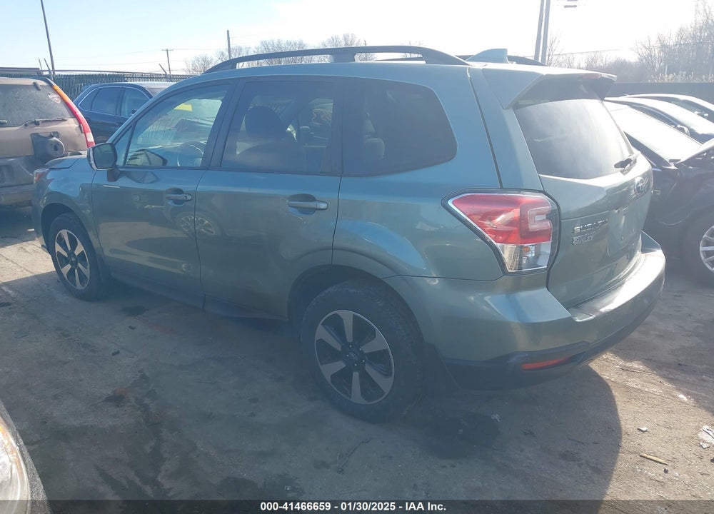 2018 SUBARU FORESTER 2.5I PREMIUM VIN: JF2SJAEC5JH613346