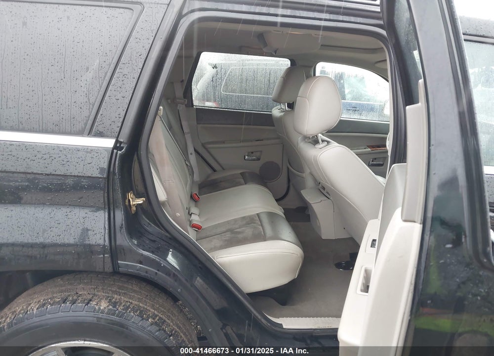 2006 JEEP GRAND CHEROKEE OVERLAND VIN: 1J8HR68296C308382