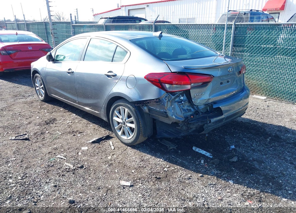 2017 KIA FORTE S VIN: 3KPFL4A73HE044078