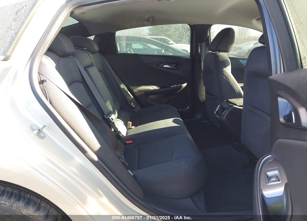 2016 CHEVROLET MALIBU VIN: 1G1ZF5SX9GF237681