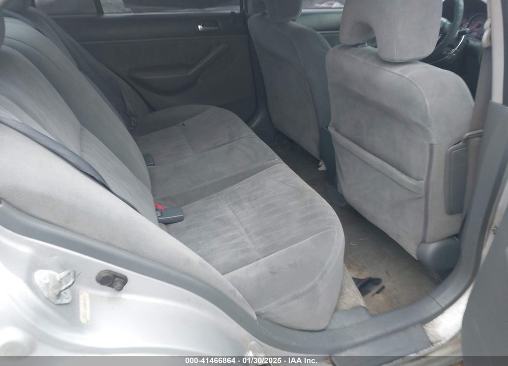 2005 HONDA CIVIC LX VIN: 2HGES166X5H530014
