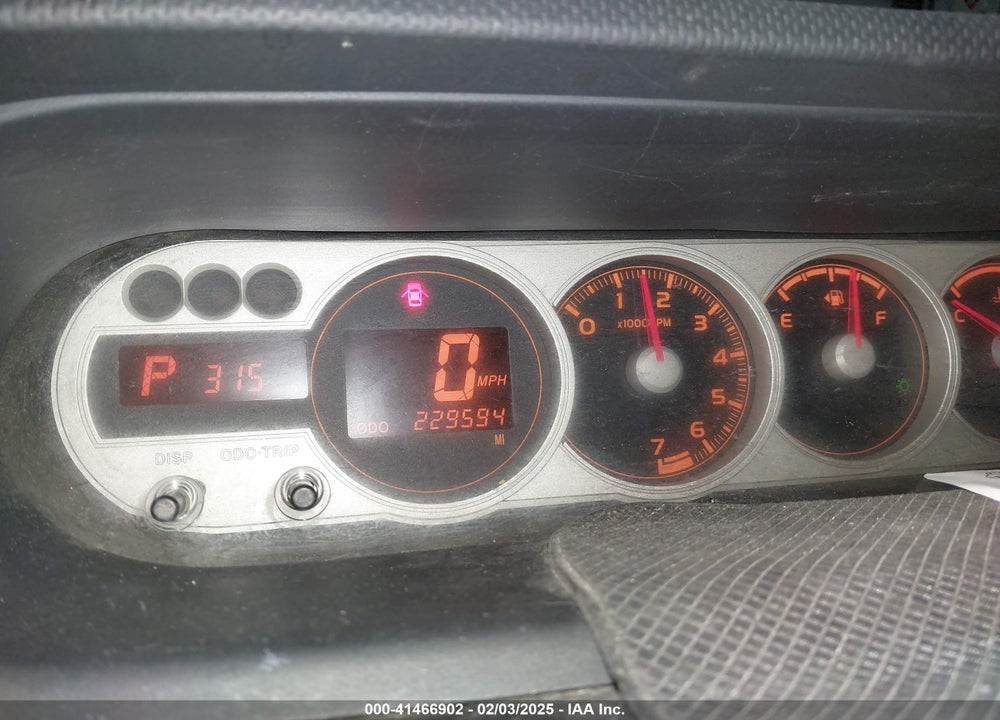 2008 SCION XB VIN: JTLKE50E481032852