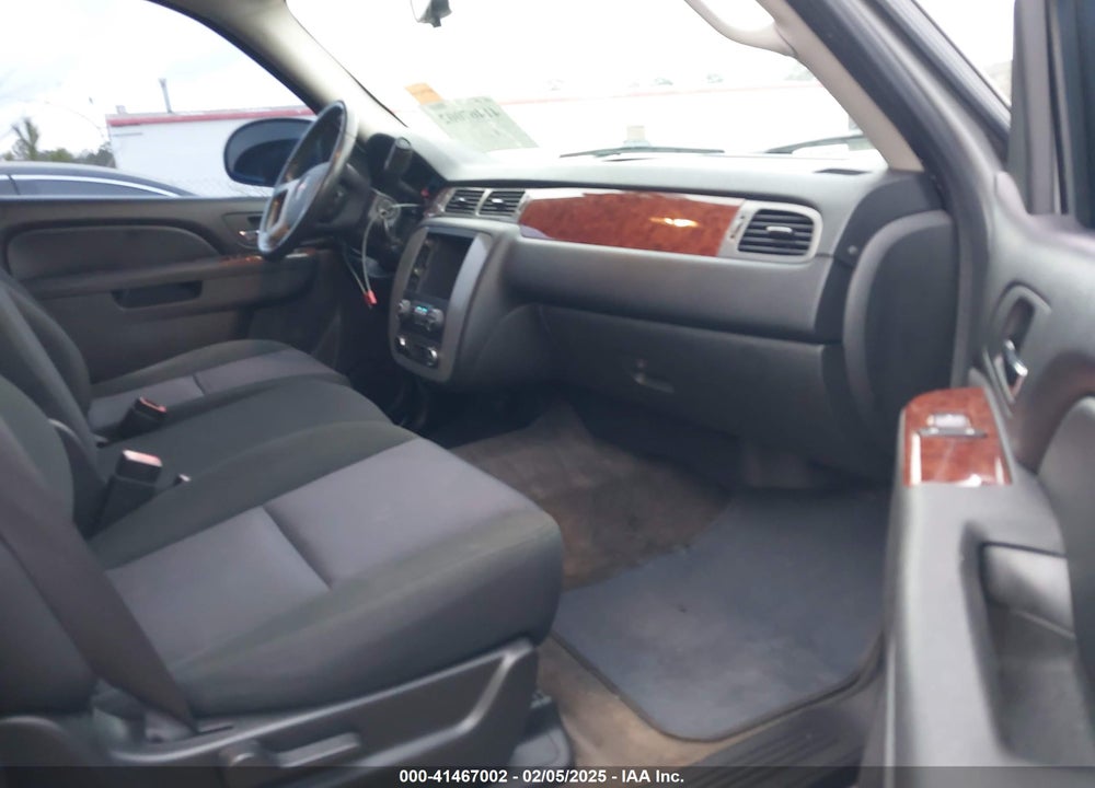 2010 GMC YUKON SLE VIN: 1GKMCAE35AR186816