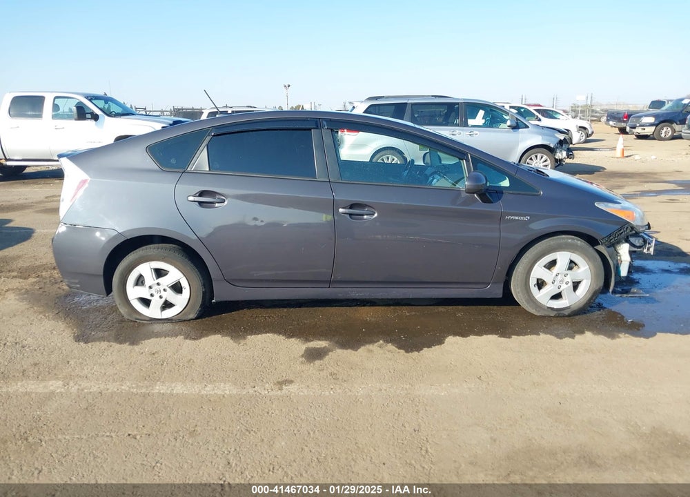 2011 TOYOTA PRIUS FOUR VIN: JTDKN3DU2B5314473