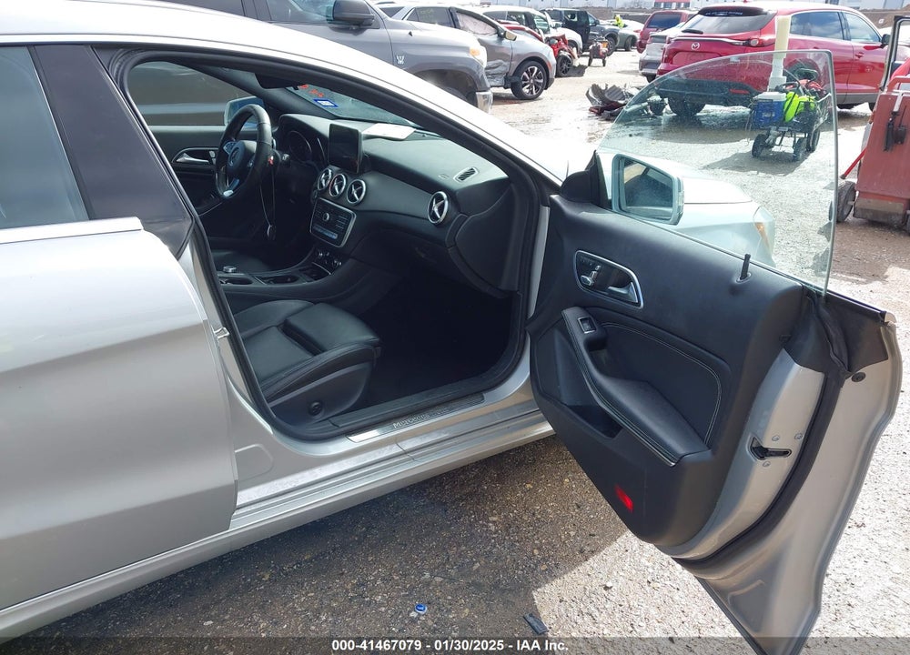 2017 MERCEDES-BENZ CLA VIN: WDDSJ4EB9HN434784