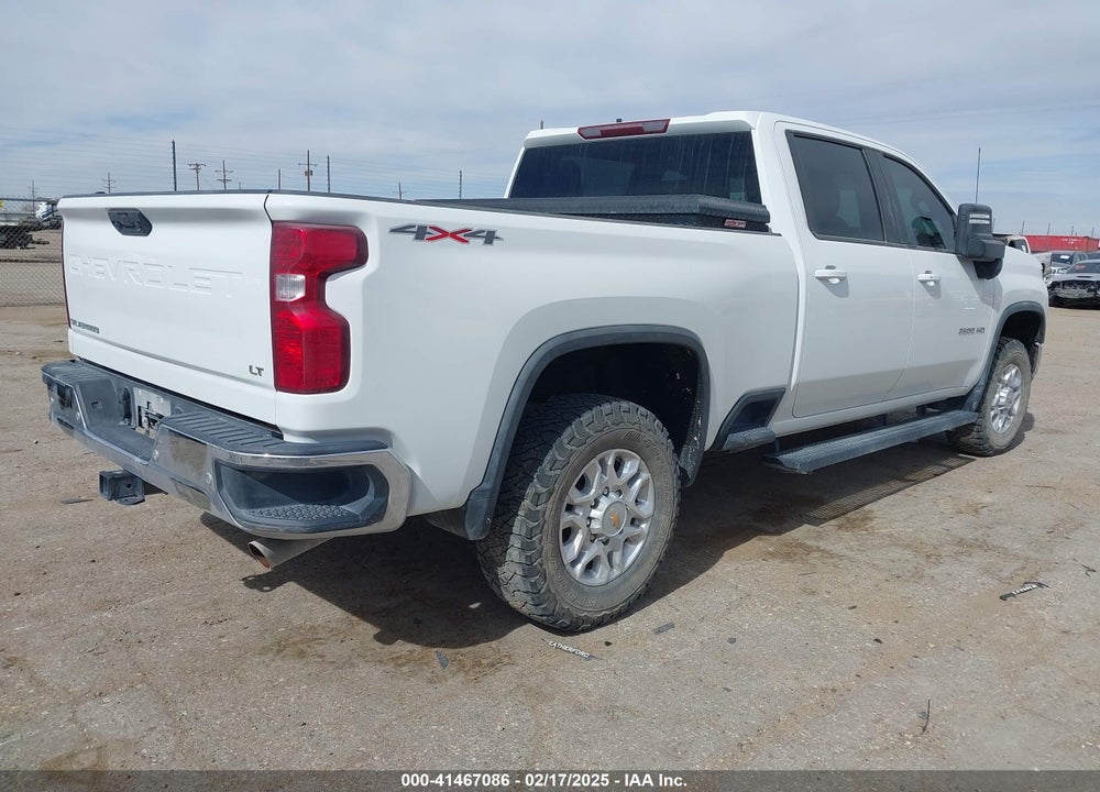 2022 CHEVROLET SILVERADO 2500HD 4WD STANDARD BED LT VIN: 1GC4YNE75NF179489