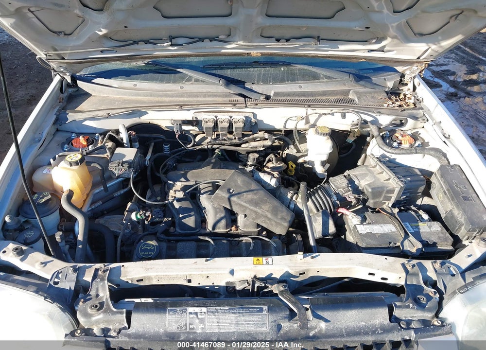 2005 FORD ESCAPE LIMITED VIN: 1FMYU94175KE16441