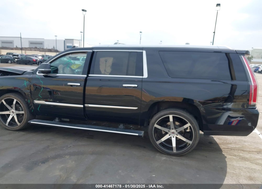 2017 CADILLAC ESCALADE ESV PREMIUM LUXURY VIN: 1GYS4JKJ4HR300036