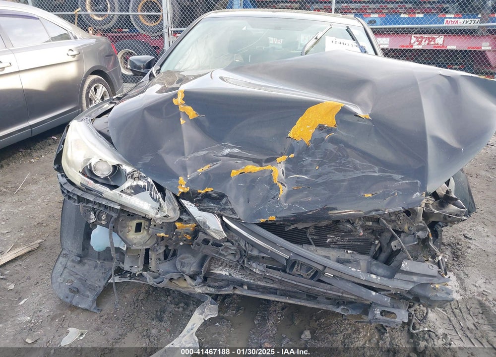 2015 HONDA ACCORD VIN: 1HGCR2F72FA242800