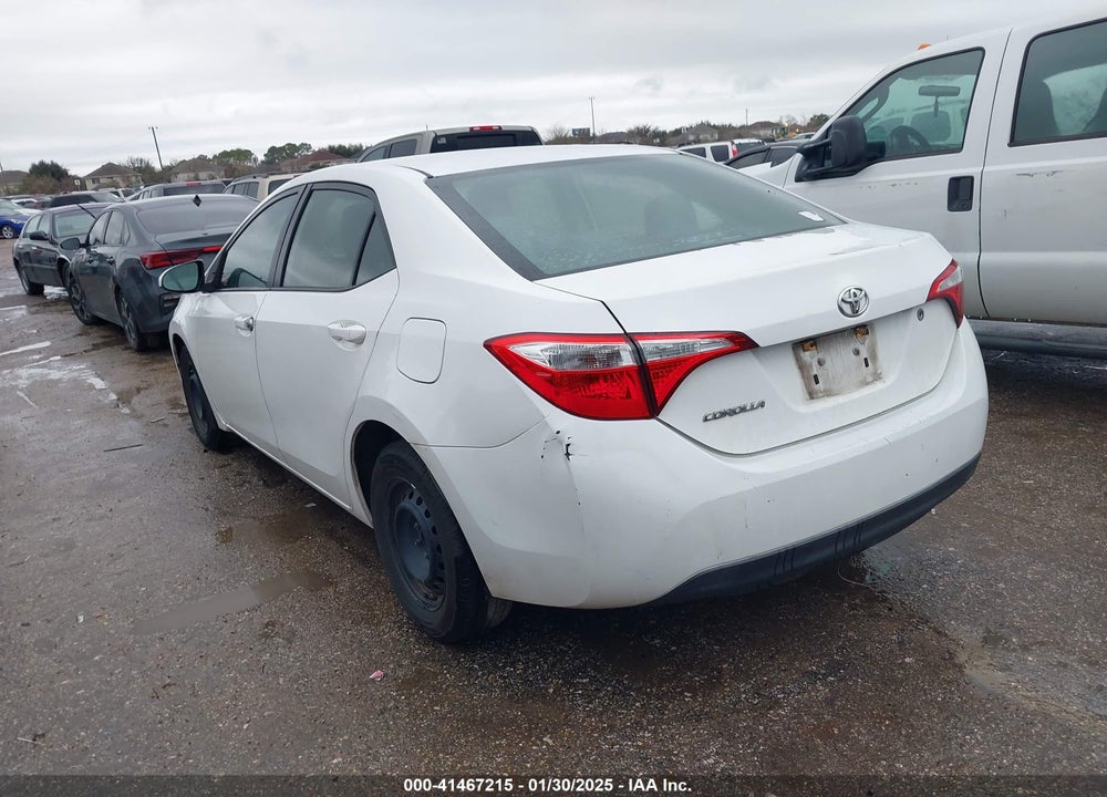 2015 TOYOTA COROLLA VIN: 5YFBURHE8FP209695