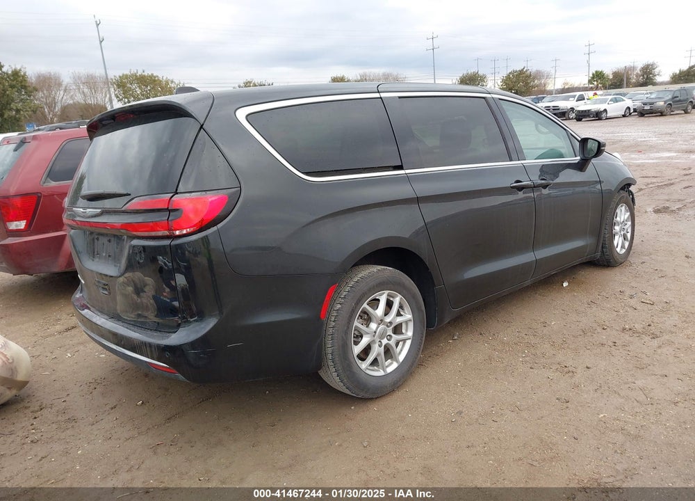 2023 CHRYSLER PACIFICA TOURING L VIN: 2C4RC1BG4PR625354