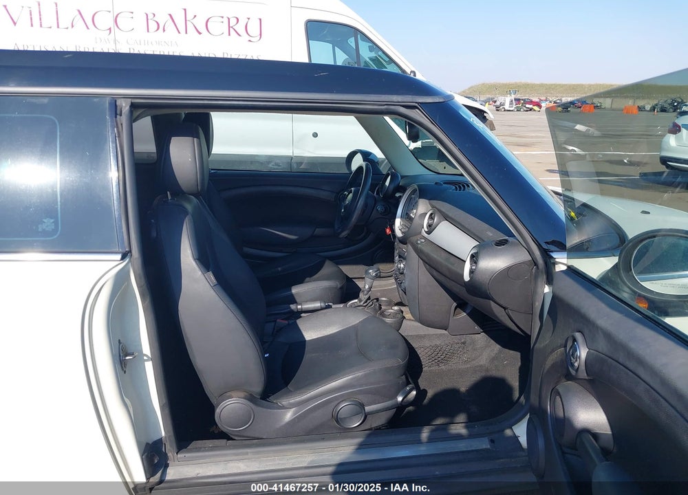 2014 MINI CLUBMAN COOPER VIN: WMWZF3C54ET493361